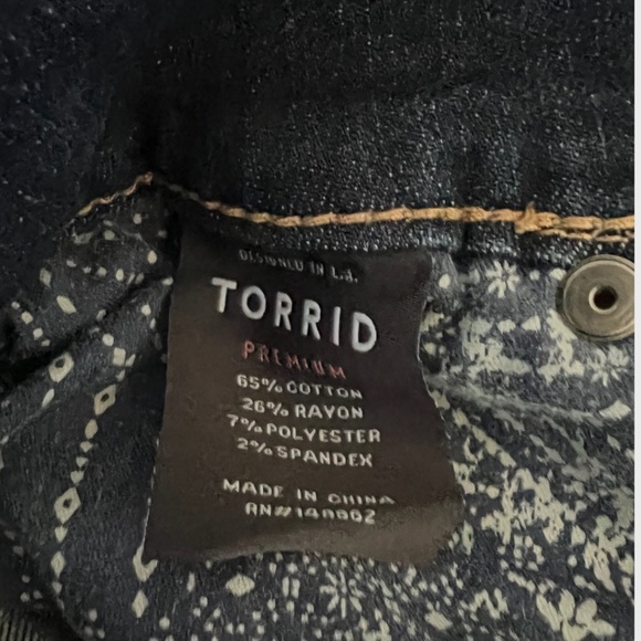 TORRID Jegging Premium Dark Wash Jeans - Picture 10 of 11